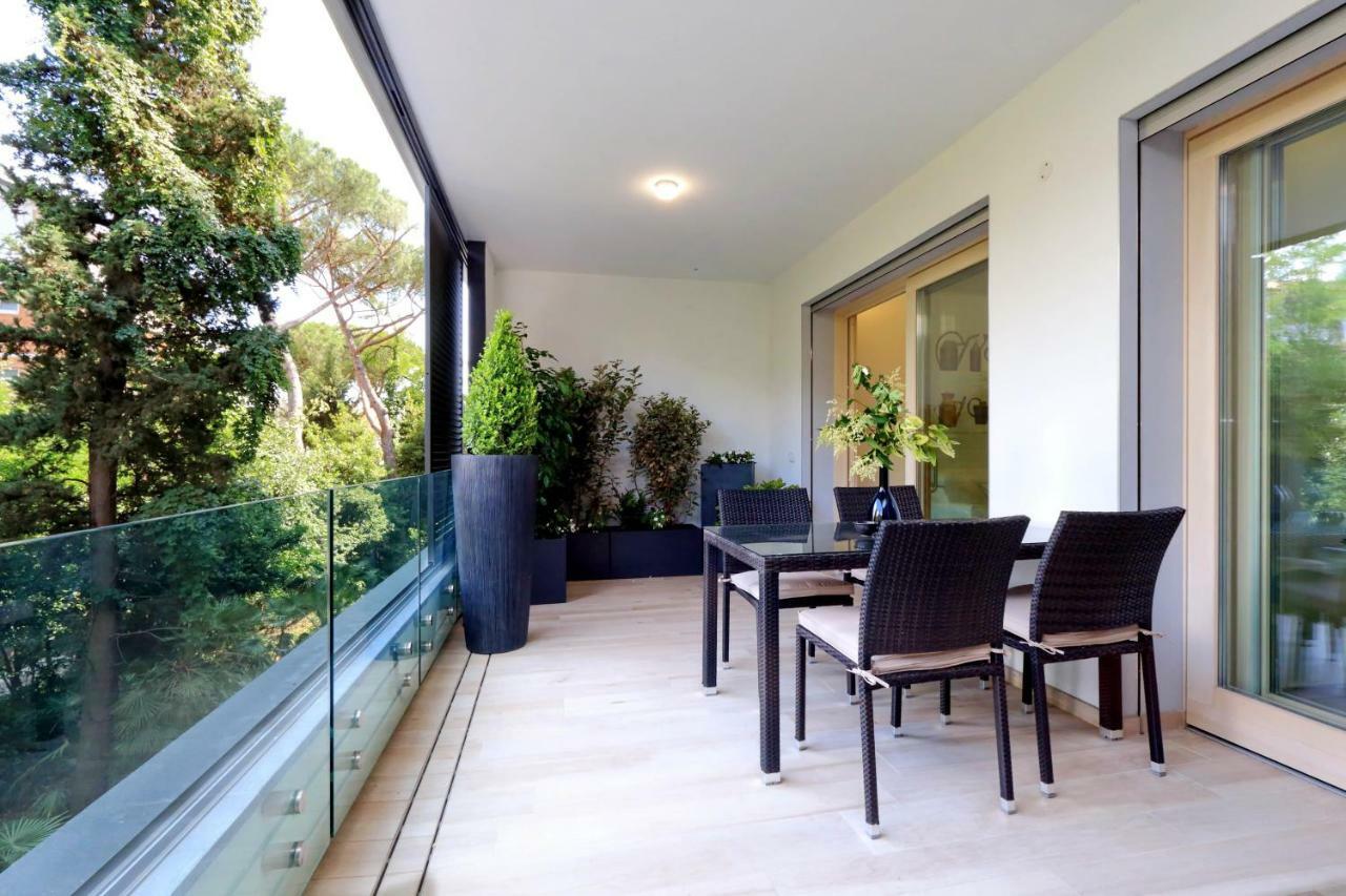 Green Terraced Apartment. 3 Stops From Colosseum Exterior photo